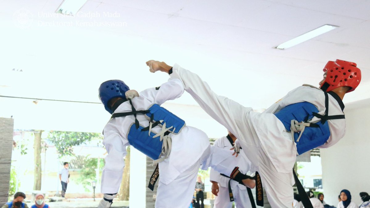 ditmawaugm's tweet photo. Sabtu (14/5), telah dilaksanakan Tes Keterampilan PBUB Olahraga dan Seni. Pada tes ini diikuti 230 peserta dengan 29 bidang Olahraga dan Seni.
Nah...hari ini nih hari yang ditunggu-tunggu oleh semua peserta 🤲🏻
#pbubugm #ditmawaugm https://t.co/OhRYeXIWKG