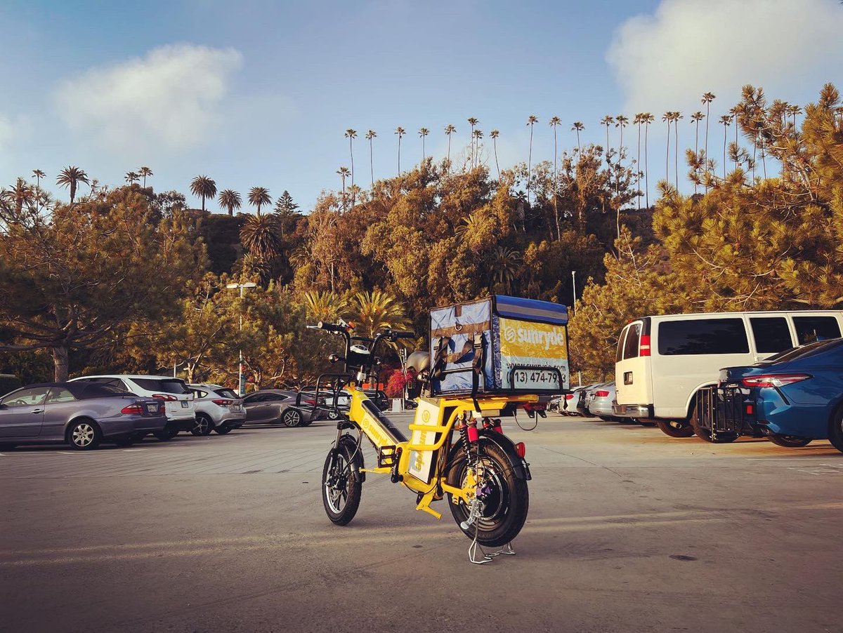 It was great to see everyone at Santa Monica Chamber of Commerce for Sustainable Quality Awards at Back on the Beach Cafe

#sustainability #sunryde #sqa #ebikes #electricbikes #deliveryrider #thermalbags #fooddelivery #e-bikerent #sustainable #quality