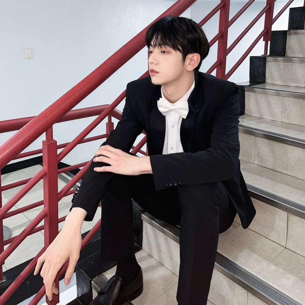 ami 🐼 tweet media