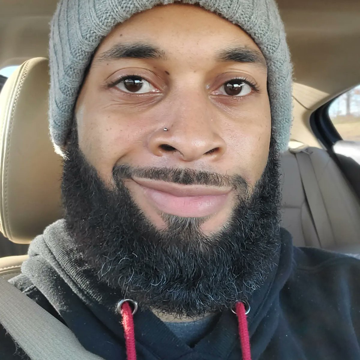 PHILosophy1990's tweet photo. @MyatheArtist Salt and Pepper is comin, and it's comin fast. ๐ฅด gotta get used to it.
Seeing appreciation posts and guys participating, like this, definetly helps ๐. #SideSmile https://t.co/QzHOySIv6S