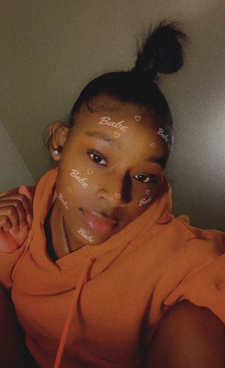 Thareal_coco__'s tweet image. 