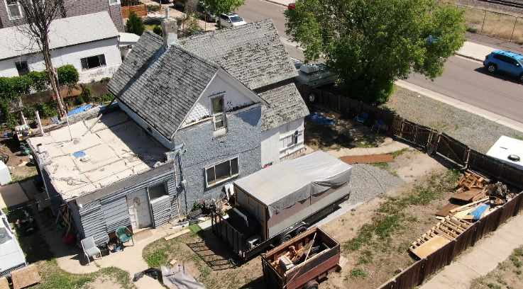 MarcSallinger's tweet image. It's no secret Denver's real estate market is crazy

Here are some of the wildest listings right now...

Some might say this property in the Highlands isnt worth $1.6 million. The sellers would argue it is

Listing agent told me they recently turned down an offer for $1.4 million