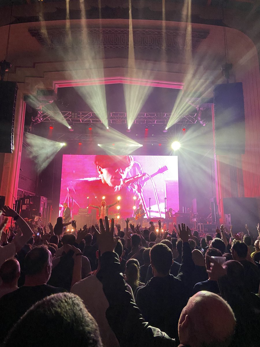 CardioGigGoer's tweet image. The Charlatans were outstanding. Tim Burgess is a great frontman. What a birthday. Peace and love. Night. #Gig #02Academy #02AcademyGlasgow #Glasgow #MusicIsLife 🎉🥳❤️ x
