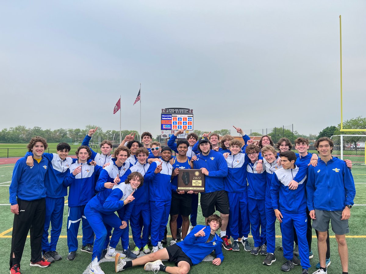 LTCrossCountry's tweet photo. Sectional Champs 2022. OUTSTANDING! https://t.co/JQmEOQC6LK