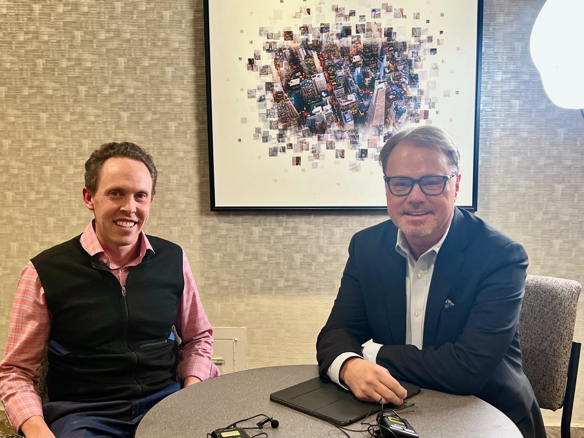 Another great interview with Matt Iverson-Comelo, Founder of <a href="/moneymaptweets/">moneymap.io</a> - a company that makes it easy for #fintechs to add human financial advice to their platform through our REST API and CFPs.
#Finovate