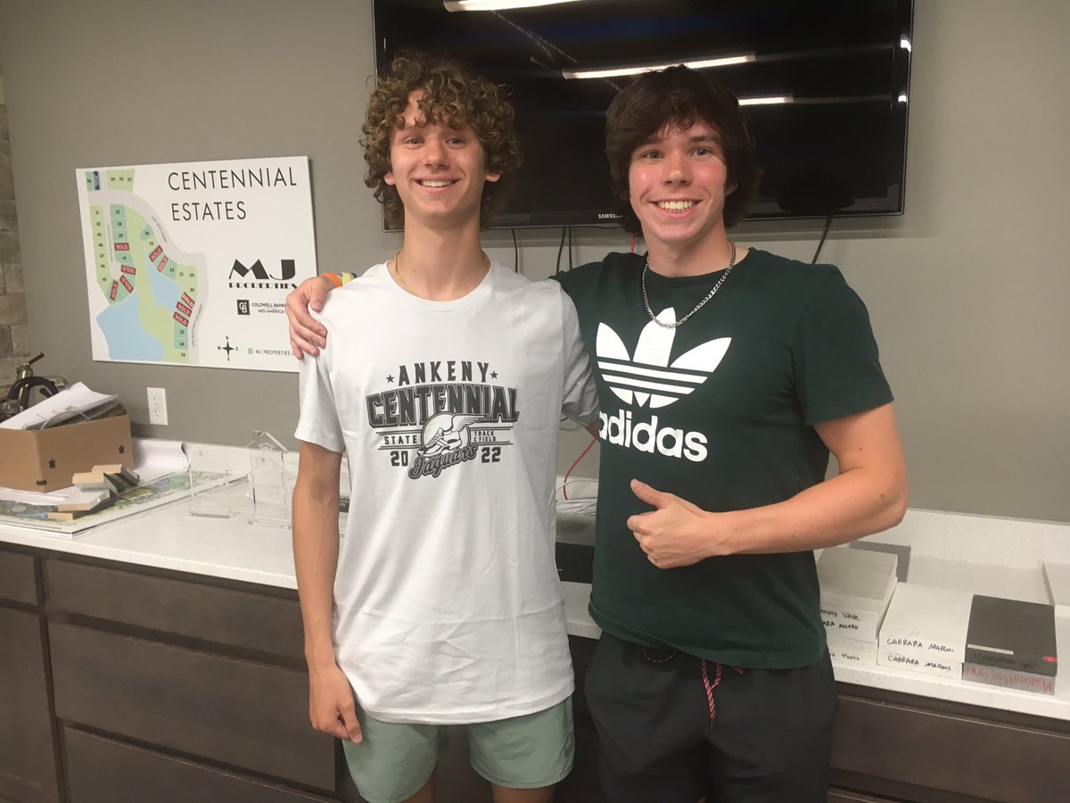I’m in the middle of recording this week’s <a href="/AnkenyFanatic/">ANKENY FANATIC</a> weekly podcast sponsored by <a href="/coldwellbanker/">Coldwell Banker</a>, which includes interviews with Cooper Majors and Alec Schneider of <a href="/JagTrackField/">Jaguar Track & Field</a>.