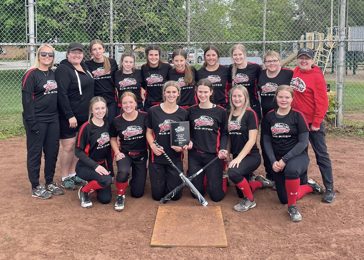 MsShapton's tweet photo. Great day with some great kids! 1st ‘Annual’ SHDHS Girls’ Slo-Pitch Tournament was a success! SO NICE for all to be back on the Diamond, but extra sweet having an undefeated day and winning it all! ⚾️ 🐾 #PantherProud @shdhspanthers https://t.co/UDO6Veo29t