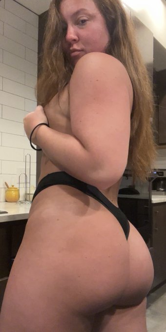 damn it&rsquo;s thick  https://t.co/OjsSE6Psw1 https://t.co/NIvdL3xkkJ<a href="/tag/nafty"class="tags"><span>#nafty</span></a>