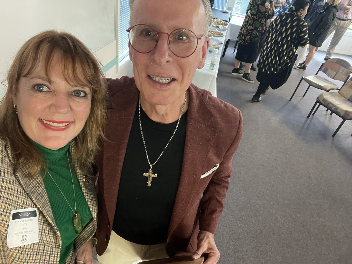 So excited to be at Waiuku College presenting the Guy Allen Award for branch activism for <a href="/NZPPTA/">Teachers@ PPTA</a> to the amazing Tony Nelson. #ppta