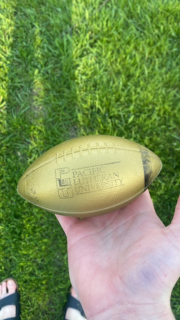 Ngl I was sleeping senior skip day got to me. The revival item is in Angela’s park