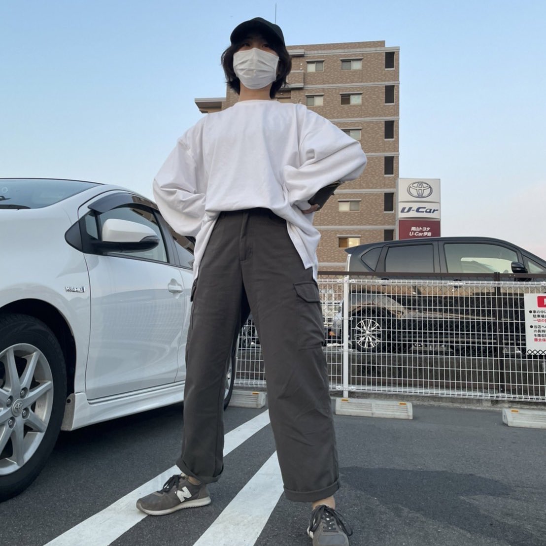 niceday_menma's tweet photo. みんな私の格好がボーイッシュすぎることに夢中で私のベルトが壊れた充電器のコードってことに誰も気がつかない
#ootd https://t.co/S8aFSUsVGX