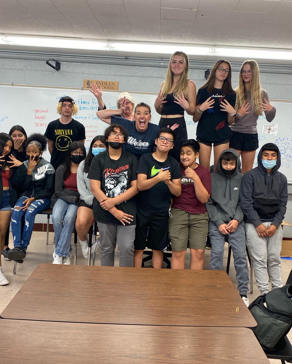 teacherdirks's tweet photo. Because of an adjusted schedule, today I said goodbye to my kids for the first time since 2019. I cried. They may have driven me crazy at times but they’ll always be one of my kids and it broke my heart a little to say goodbye. https://t.co/kOyqYdVMdV