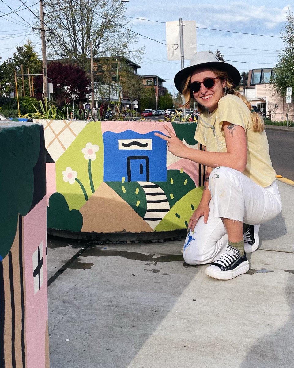 How fun is this?!? Our mentor Chandler Subra just got to beautify some #multnomahvillage planters. She’s an illustrator and graphic designer and has mentored twice now, both before and after moving to and from Boston. Story link in bio.