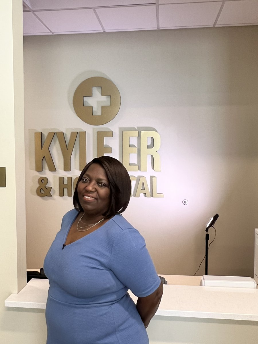 KyleERHospital's tweet photo. We always have some exciting things going on at Kyle ER &amp; Hospital! And we never miss an opportunity to treat out of state guests to some real Texas BBQ!!!🤠🤠🤠 https://t.co/L5Gd39HI2R