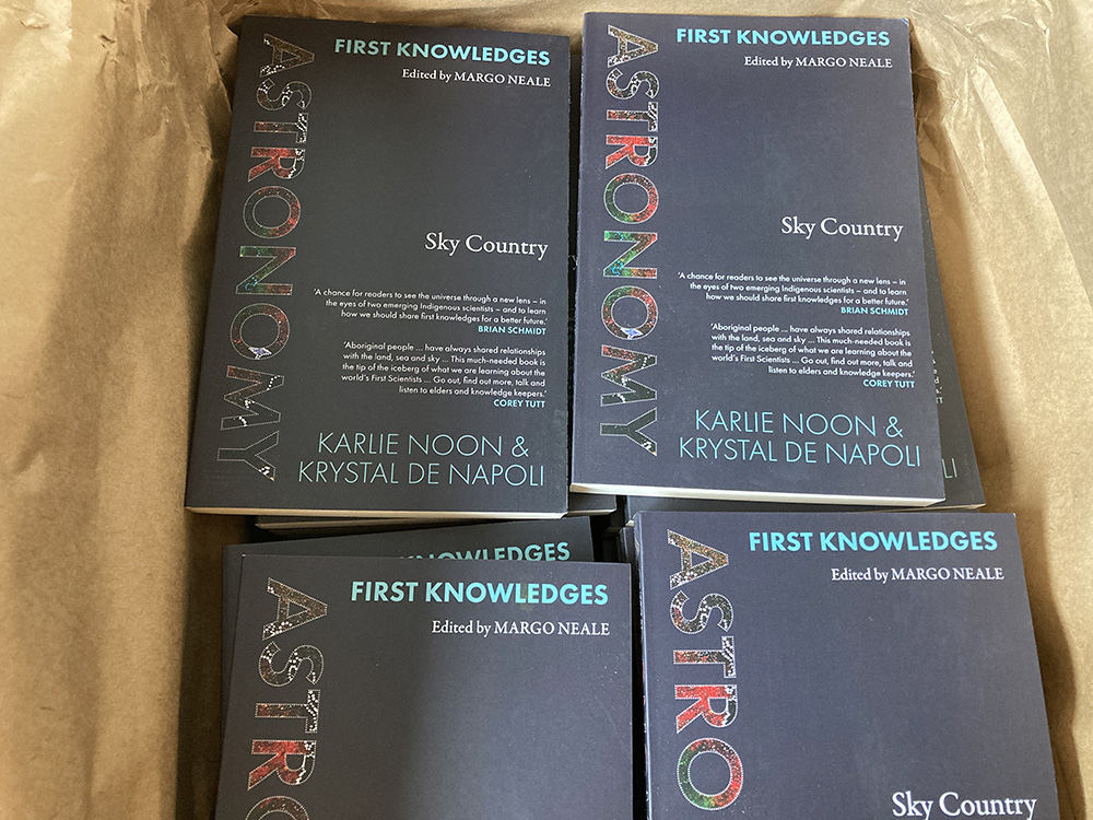 OzGrav (@arc_ozgrav) on Twitter photo Excited for these to arrive and make their way out with our outreach sessions. Thanks <a href="/KrystalDeNapoli/">Krystal De Napoli</a> and <a href="/karlie_moon_/">Karlie Alinta Noon</a> Grab yours booktopia.com.au/astronomy-karl… Excited for these to arrive and make their way out with our outreach sessions. Thanks <a href="/KrystalDeNapoli/">Krystal De Napoli</a> and <a href="/karlie_moon_/">Karlie Alinta Noon</a> Grab yours booktopia.com.au/astronomy-karl…