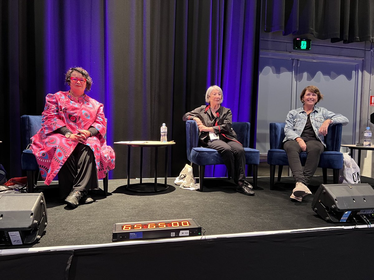 shand_kathy's tweet photo. Panel ready. Crowd ready for ‘The Joys of ReReading’ with @HistoryGirlKate and Bernadette Brennan and Ruth Wilson @SydWritersFest #sydneywritersfest #everythingold #janeausten #literarybiographies https://t.co/plIfj8oetB