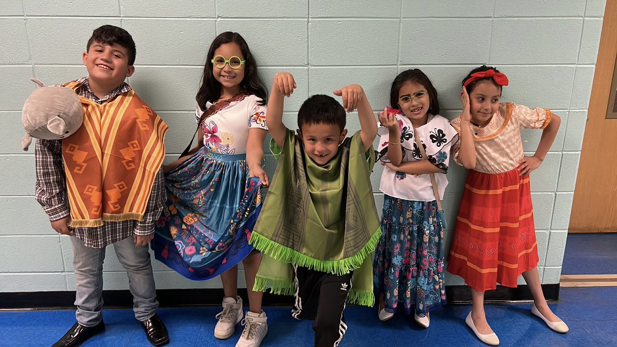 Sydney Goushas tweet media