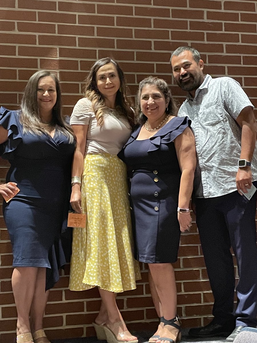 ambermfreeman's tweet photo. Congratulations!  🎉 Twenty years of service in NISD!  ⁦@NISDMurnin⁩ ⁦@mrhuerta_math⁩ ⁦@guevaralet⁩ ⁦@RClarkMurnin⁩ ⁦@Raquelf1031⁩ https://t.co/g61krYJiM1
