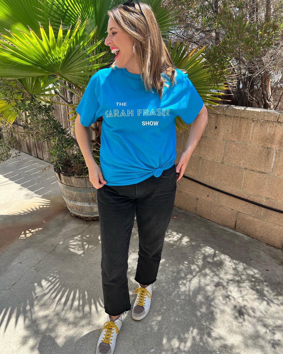 SarahFraserShow's tweet photo. FREE Sarah Fraser Show t-shirt time! Make a 30 sec video telling me 2 things you love about the podcast and 1 thing you would change. Post it on your IG,twitter,TikTok feed and tag @thesarahfrasershow 🥰 that’s it! I’ll send it to you! #podcast #tsfs #freebitches https://t.co/xjMP26JAM8