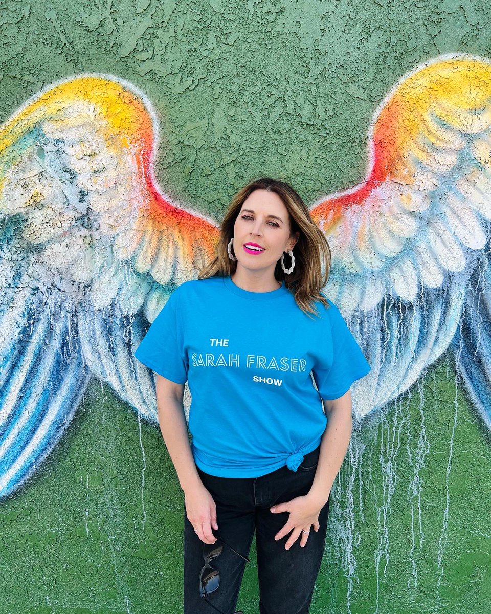 SarahFraserShow's tweet photo. FREE Sarah Fraser Show t-shirt time! Make a 30 sec video telling me 2 things you love about the podcast and 1 thing you would change. Post it on your IG,twitter,TikTok feed and tag @thesarahfrasershow 🥰 that’s it! I’ll send it to you! #podcast #tsfs #freebitches https://t.co/xjMP26JAM8