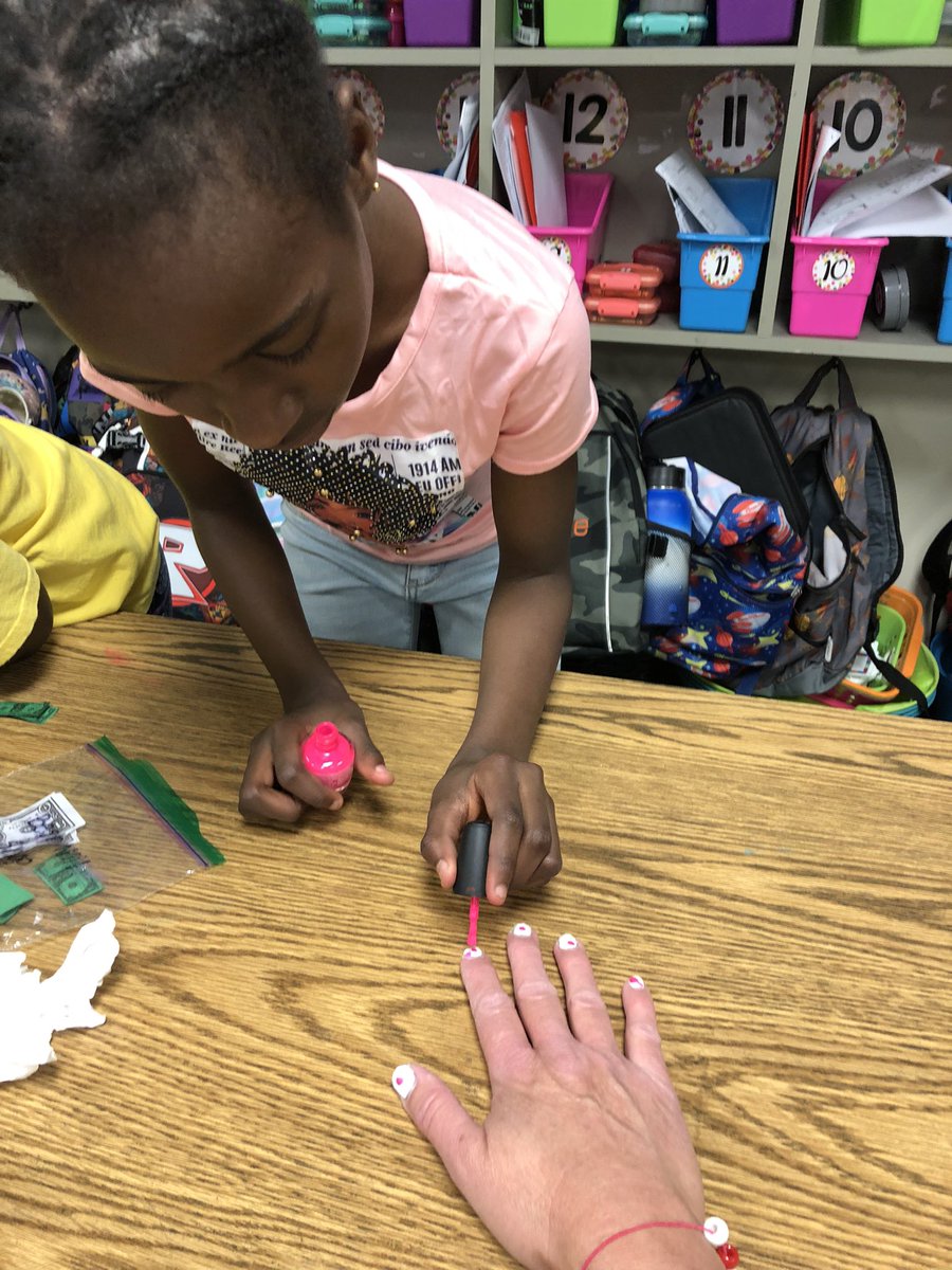 <a href="/FSESFriendship/">Friendship Elementary</a> 2nd grade is full of entrepreneurs at Business Day! I had my 💅 and bought lots of amazing treats!  Thank you <a href="/KShively02/">Kelcie Shively</a> <a href="/sarahandreoni/">Sarah Andreoni</a> @sandreoni1 <a href="/msgraham15/">Mrs.Graham</a> @MsLaurynPeltier Mrs. Barnes ❤️