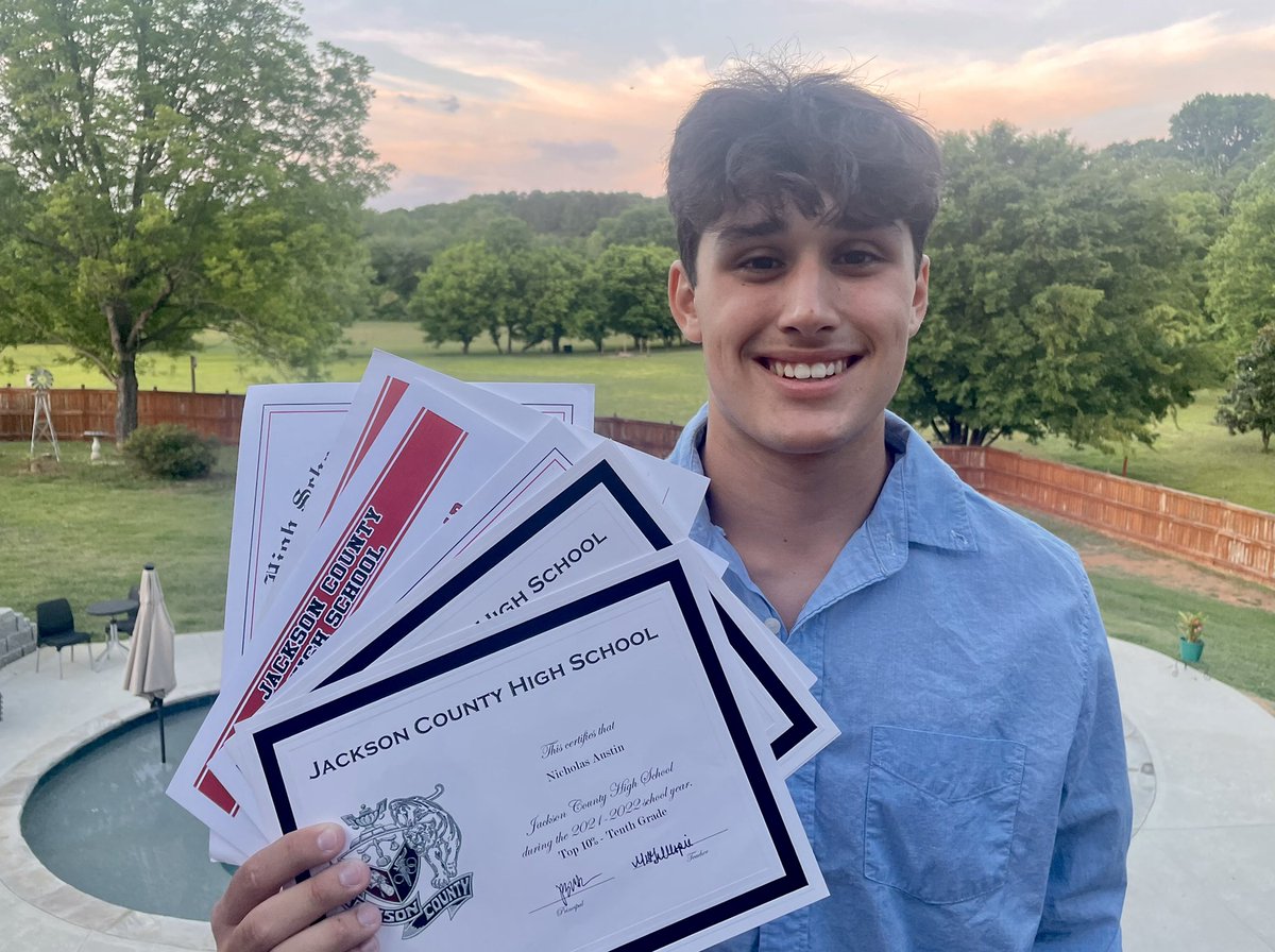 Wrapping up a great sophomore year on and off the fields earning two varsity letters, an academic letter, and being recognized for being in the top 10% of my class.  💪🏼💯 #scholarathlete #leaderonandoffthefield @jcchsbaseball <a href="/PG_Uncommitted/">PG_Uncommitted</a> <a href="/JAXCOFOOTBALL/">𝐉𝐀𝐂𝐊𝐒𝐎𝐍 𝐂𝐎𝐔𝐍𝐓𝐘 𝐅𝐎𝐎𝐓𝐁𝐀𝐋𝐋</a> <a href="/Devine_Baseball/">Devine Baseball</a>