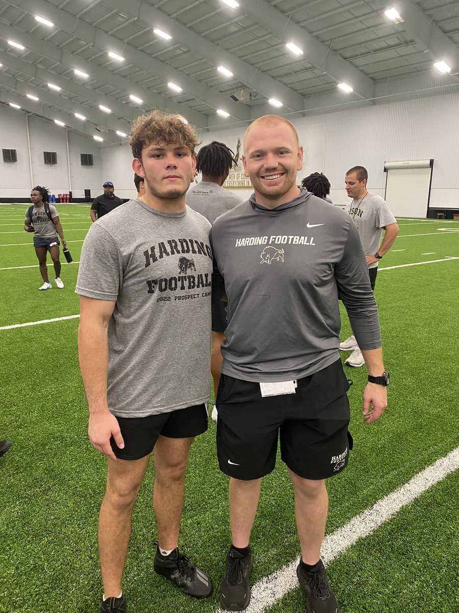 lcolemire1's tweet photo. Had a great time @Harding_FB camp ❗️@CoachBray_HU @PaulSimmonsHU @Ryle_Football @Coach_S_Gray https://t.co/Uj3w7PQWyh