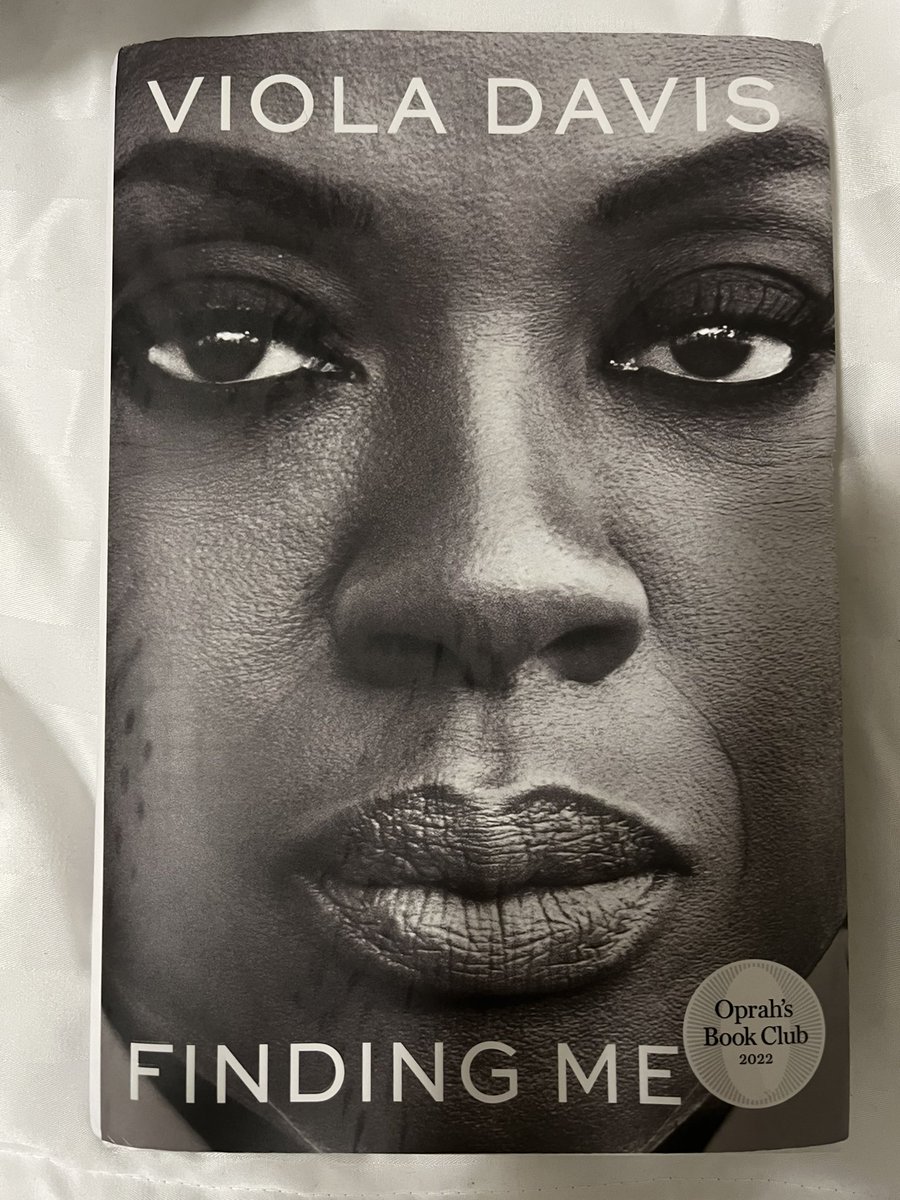 Jade_Ventures's tweet photo. @violadavis’s Memoir was my latest read! Can’t wait to listen to her interview this week on one of my favorite podcasts, @wellreadblkgirl with @guidetoglo 🥰📚 https://t.co/M2tQYGBgc9