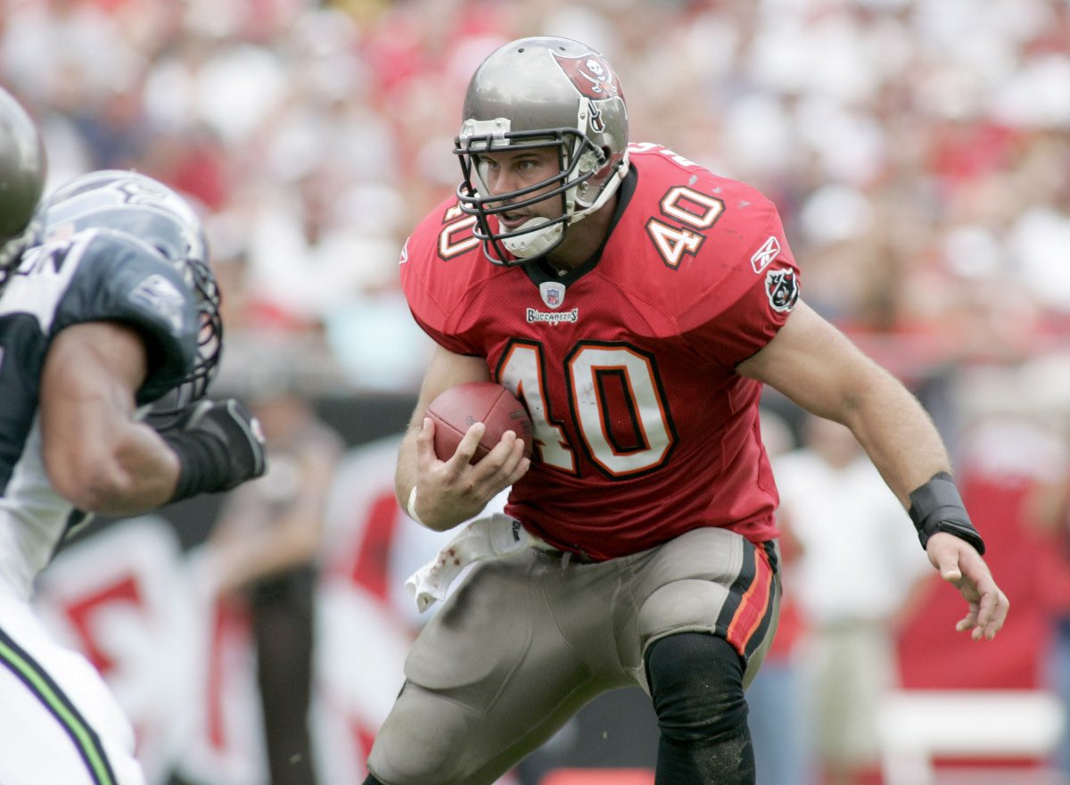 coachzerr's tweet photo. Handing out FB equipment today, had a fullback in our program ask what number he should wear this year:

“I’m not sure - what number do you like?”

Player: “I feel like fullbacks wear 40s. Maybe 44.”

#MakeFullBacksGreatAgain 

#Rathman #Alstott #Neal #Juice https://t.co/3rDEOuNeDt