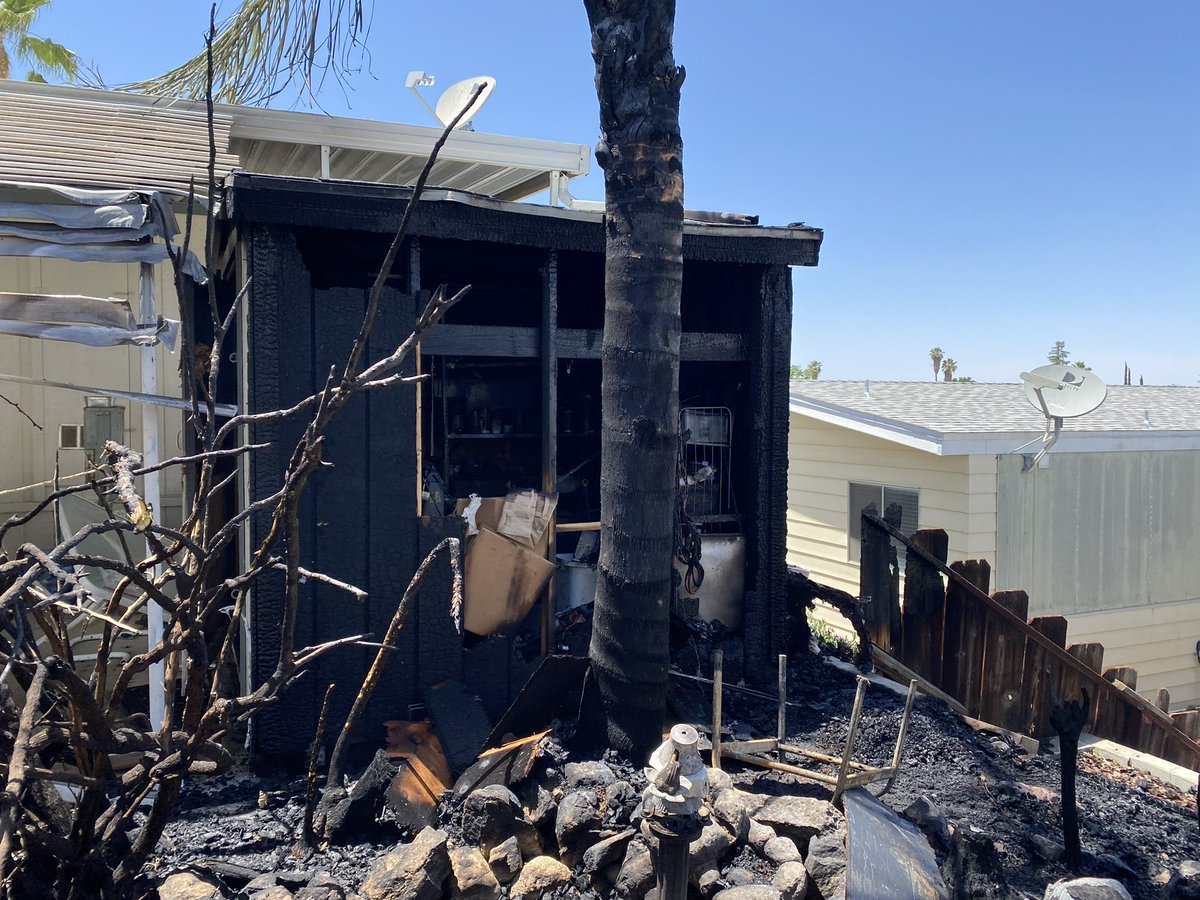 kerncountyfire's tweet image. Mobile home fire sends one person to the hospital, kills multiple pets

Details: bit.ly/3MrXizu
#kerncountyfiredepartment