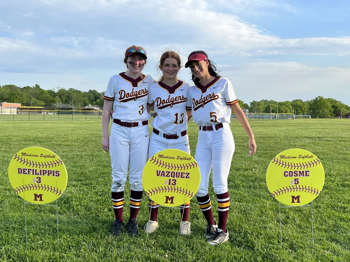 MHSDodgerSBall's tweet photo. Thank you Seniors!!! Great win and day celebrating them. Ava DeFilippis goes 3-3, Cameron Vazquez goes 1-3 with 3 RBIs and Michelle Cosme has an RBI. #alwaysadodger https://t.co/Ak8Z2mzJ3X