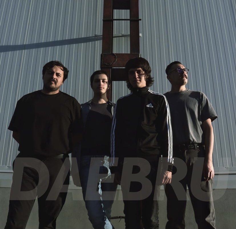 ¡Música emergente a la vista en #Tracker909! 

Hoy te presentamos el sonido de <a href="/Werner_Karloff/">Werner Karloff</a> @Bedettmx <a href="/MalditosDandys/">Malditos Dandys</a> el pre-estreno a cargo de <a href="/daebru/">Daebru</a> y en entrevista llegan <a href="/venussianband/">VENUSSIAN</a> 

Sintoniza a @danylagarza y <a href="/mariipeanuts/">Peanuts</a> 8PM vía FM oibero909.fm