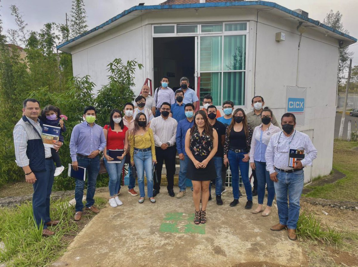 nerehpalacios's tweet photo. Curso de Geosinteticos en el CICX, un éxito.
#CICX
#FEMCIC
#ingenieria
#ingenierosciviles
#cursos
#colegio
#capacitacion https://t.co/mmLBLyU6IQ