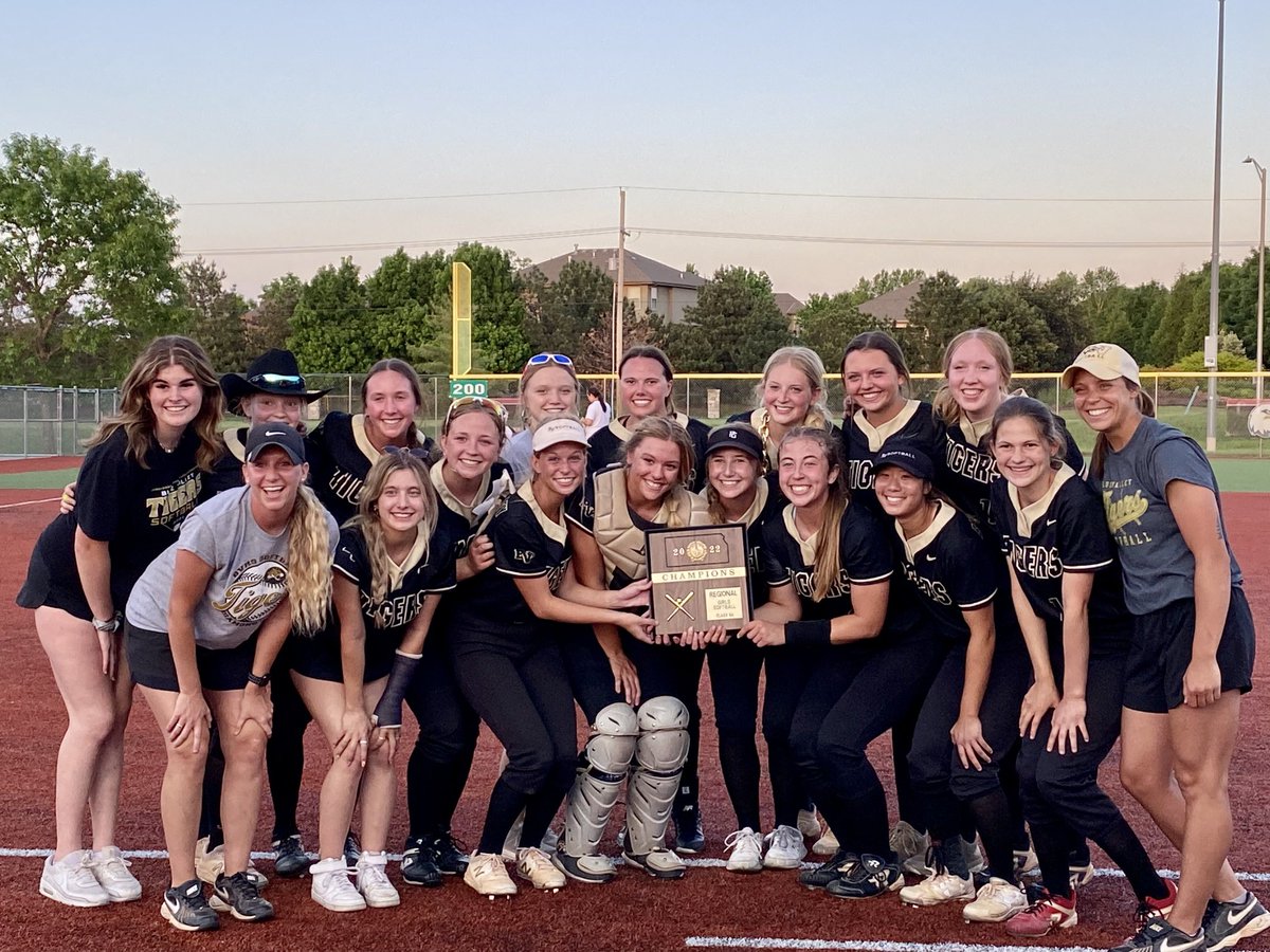 6A Regional Champs your Blue Valley Tigers! Going to State!!! #GreatDayToBeATiger