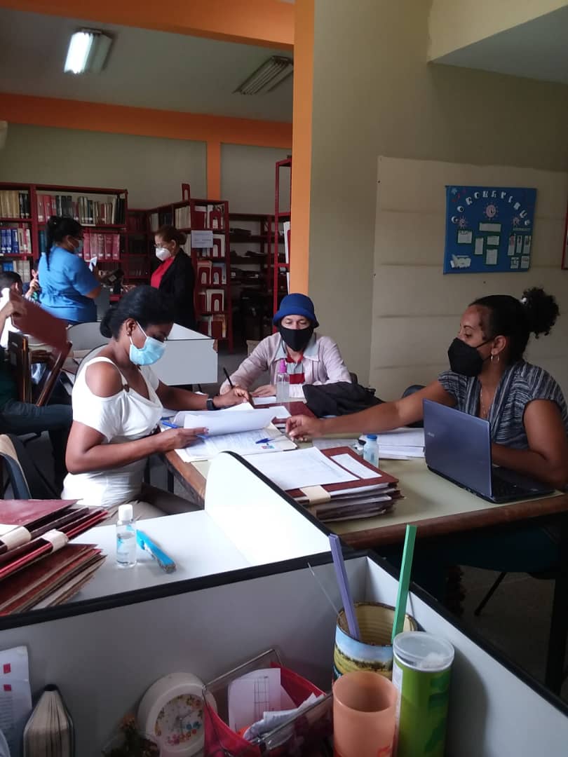 Funcionarios de la Dirección Nacional de Docencia de la Misión Médica Cubana en #Venezuela realizan visita de supervisión al estado #Monagas.

#CubaPorLaVida #CubaCoopera 

<a href="/MINSAPCuba/">Ministerio de Salud Pública de Cuba</a> <a href="/PardoRegla/">Regla Angulo Pardo</a> <a href="/japortalmiranda/">José Angel Portal Miranda</a> <a href="/DocenciaVen/">Docencia Ven</a> <a href="/medica_monagas/">Misión Médica Cubana en Monagas</a>