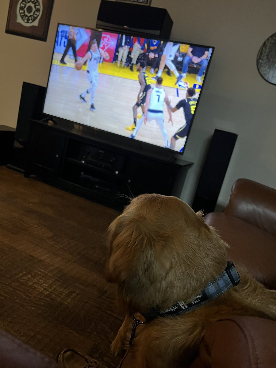 small_mom's tweet photo. Go mavs!! #Mavericks https://t.co/gpZCoA48oo