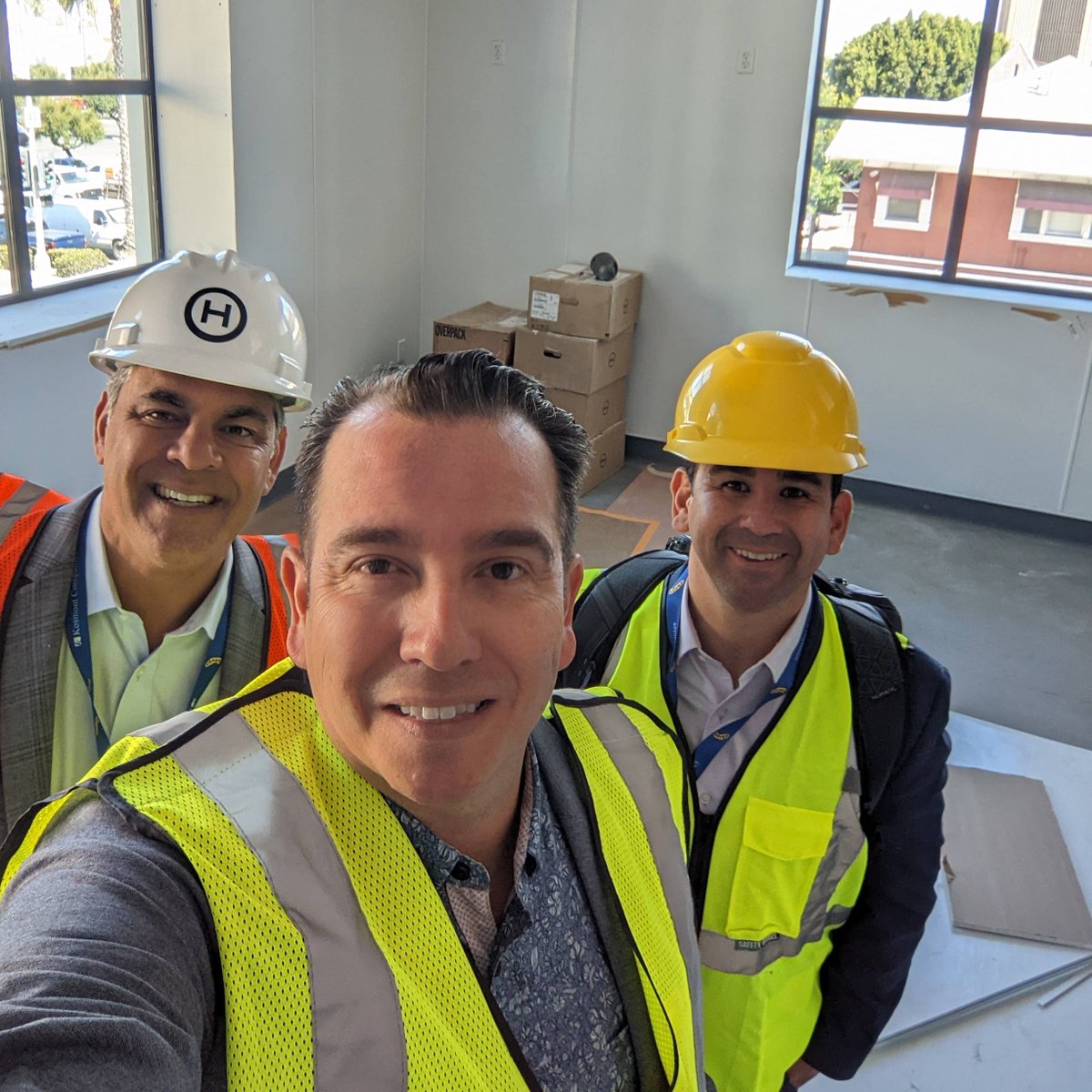 AdamCDTLB's tweet photo. Had a chance to tour Ken Hira and Brian with The Kosmont Companies during #CALED where we toured 45+ California City Economic Developers looking for the next innovative job creator.

#PartakeCollective https://t.co/LxnqhIkfq4