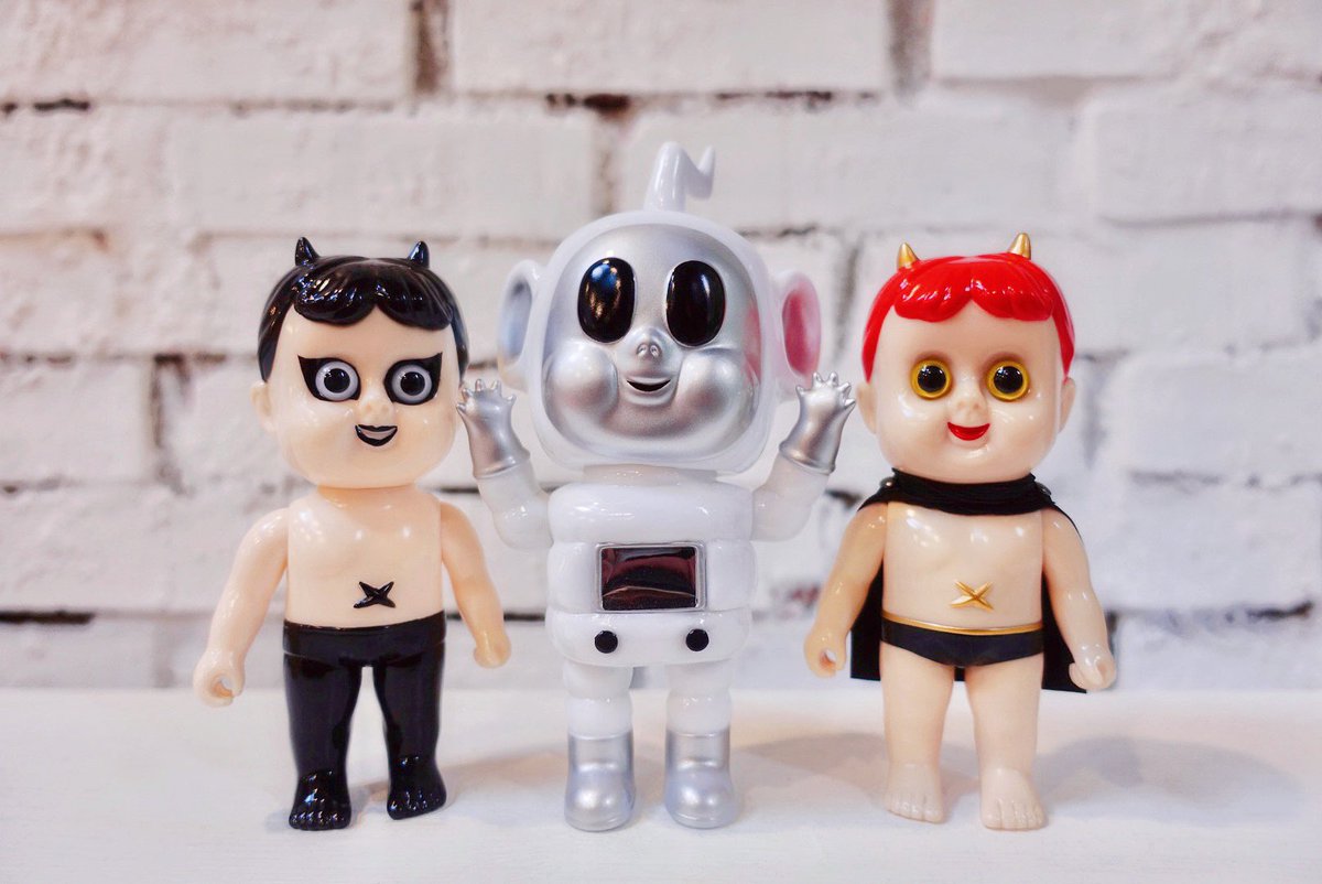 nick_01101's tweet photo. 一起等待新朋友的到來❤️🙏
#hapy #blackpearls #apollo #PUNKDRUNKERS #sofvi #sofubi #toy #cute #toycollector 
@blackpearlsjp @shibuya2222 @PUNKDRUNKERSPDS https://t.co/BIQTqauwRn