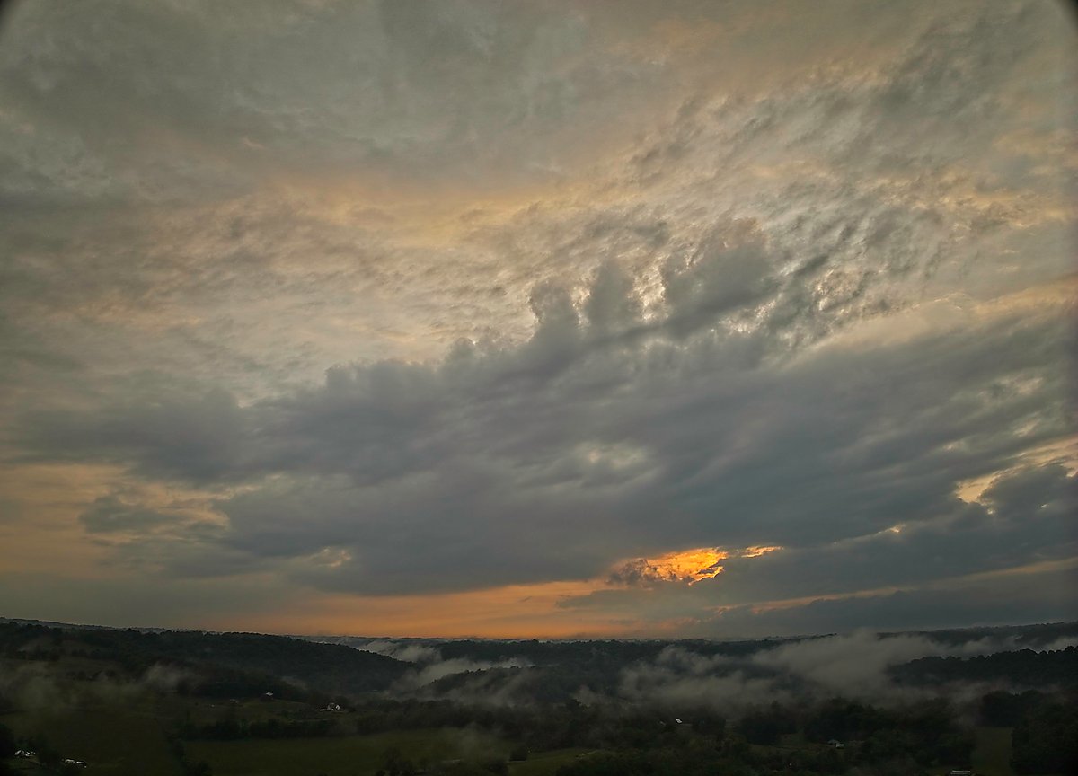 Sunset after Rain, Frankfort Ky <a href="/allyblakewx/">Ally Blake</a>
 <a href="/AdamBurnistonWX/">Adam Burniston WLWT</a> <a href="/Kentuckyweather/">Chris Bailey</a>
 <a href="/JimWKYT/">Jim Caldwell ⛈️</a> <a href="/MarcWeinbergWX/">Marc Weinberg</a> <a href="/cjwxguy56/">Chris Johnson FOX 56 Weather</a>
<a href="/ajsg/">AJSG🙏🏾❤WxPhotoArtLady♉🎨</a> <a href="/cloudymamma/">Cloudymamma</a> <a href="/JAclouds/">Ja</a>
 <a href="/thekyniche/">Johnnie Nicholson</a> <a href="/StormHour/">#StormHour</a> <a href="/BluegrassScenes/">Scenes of the Bluegrass</a>