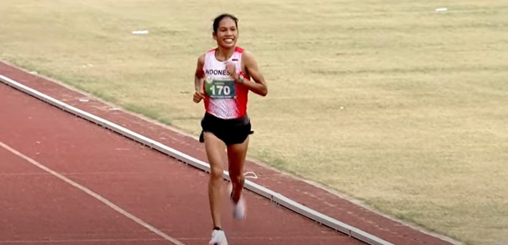 BREAKING 

Odekta Naibaho Elvina meraih Emas Maraton #SEAGames2021 

Saat SMA, Odekta memutuskan berlari krn terinspirasi oleh Triyaningsih.

Hari ini, Odekta mengakhiri puasa emas maraton putri 🇮🇩 dlm 11 thn terakhir. Atau sejak idolanya, Triyaningsih, meraih emas di Palembang.