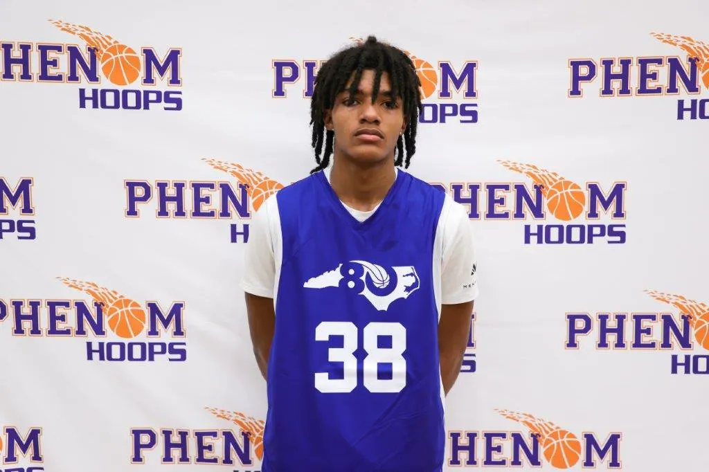 Phenom_Hoops's tweet image. “Getting to Know” 6’4 ’23 Jordan Durham phenomhoopreport.com/getting-to-kno… via @phenom_hoops