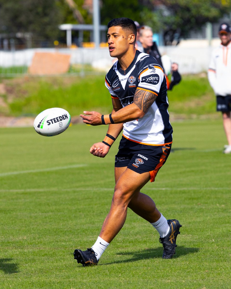 WestsTigers's tweet photo. Fa'amanu Brown also set to take on his former club in #Twaly100 π―πΆ https://t.co/XHT8fC07DO