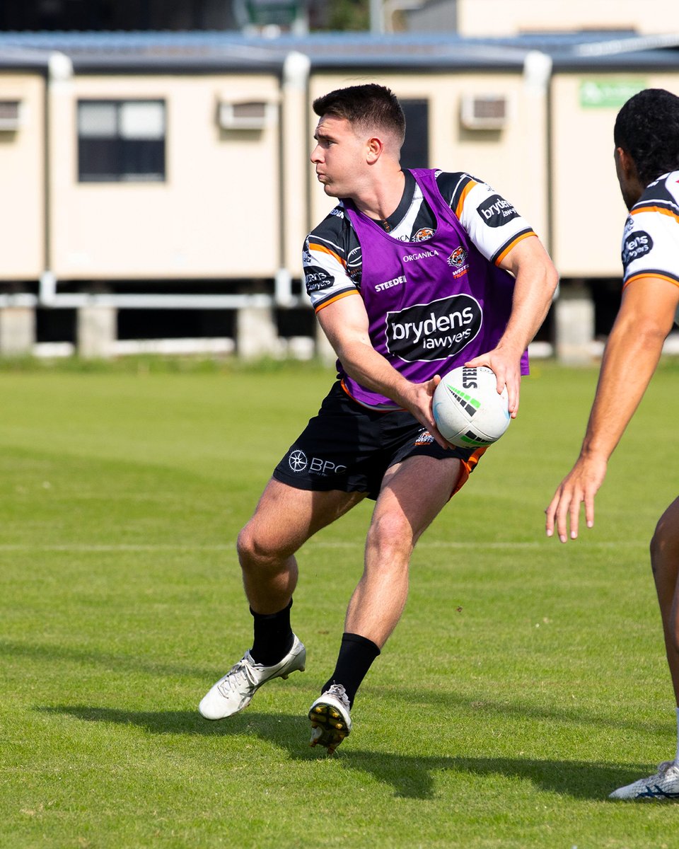 WestsTigers's tweet photo. Fa'amanu Brown also set to take on his former club in #Twaly100 π―πΆ https://t.co/XHT8fC07DO