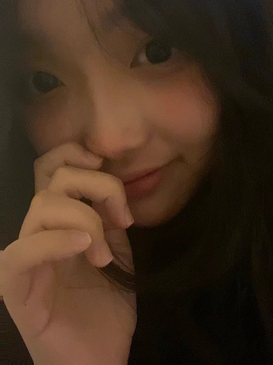 kunzdbc's tweet photo. 白天乖乖 晚上坏坏 捏捏小狗的脸吗🥺 https://t.co/4dms21hJbi