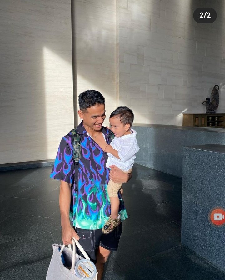 ria_nha12's tweet photo. Dai n baby shark #seGALAnya https://t.co/qGXS1nbY9A