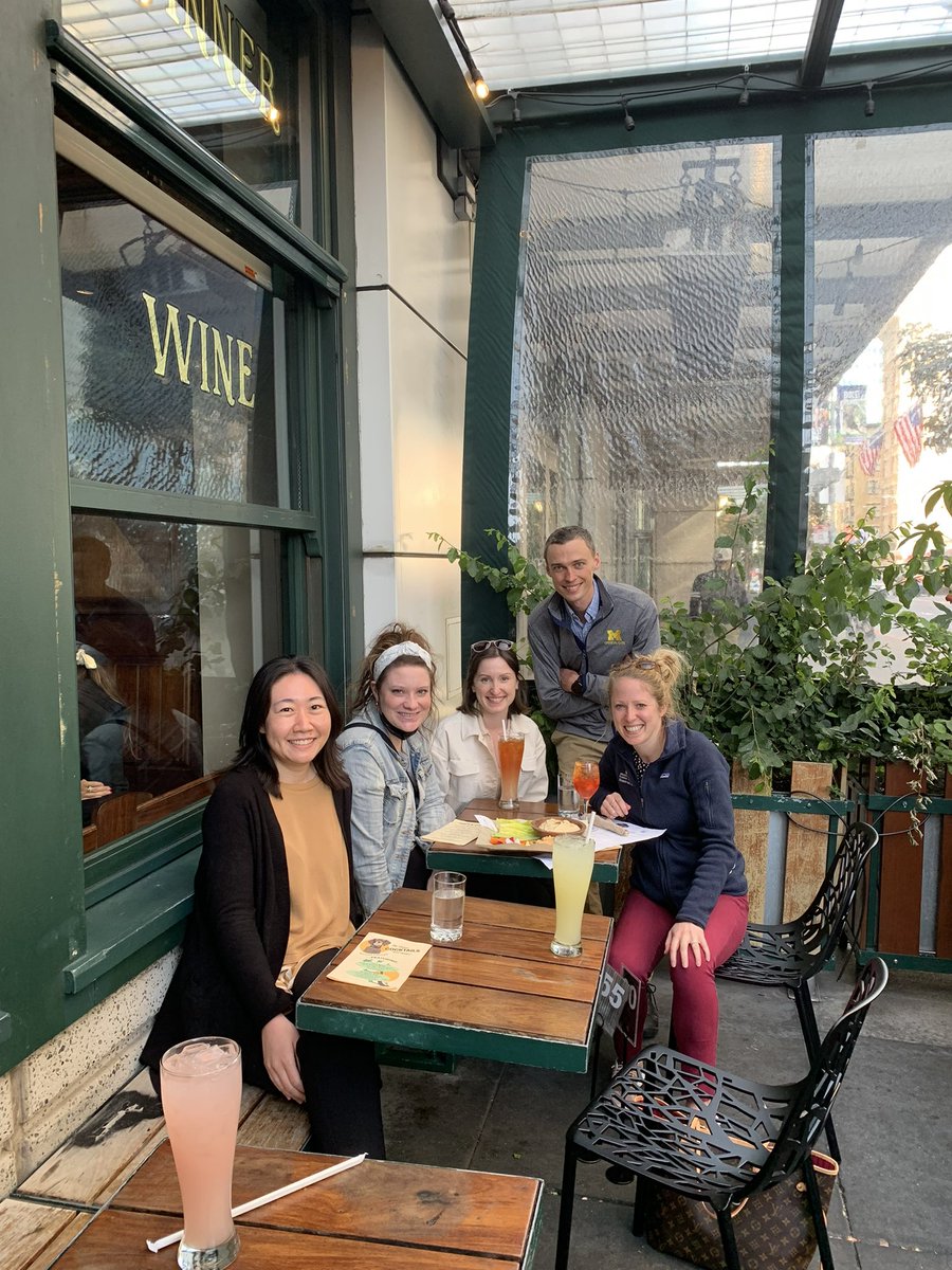 Latergram to sunny weather shenanigans with our third and second year fellows at #ATS2022. Thanks to <a href="/LungDocDoug/">Doug</a> for the cameraman skills! <a href="/atscommunity/">American Thoracic Society (ATS)</a> <a href="/cting1001/">Chris Ting</a> <a href="/carolinedavismd/">Caroline Davis</a> <a href="/avaduv/">Avnee Kumar</a> <a href="/kayla_kolbe/">Kayla Kolberg</a> <a href="/EmilyAHarlan/">Emily Harlan</a> <a href="/John_E_Howe/">john howe</a>