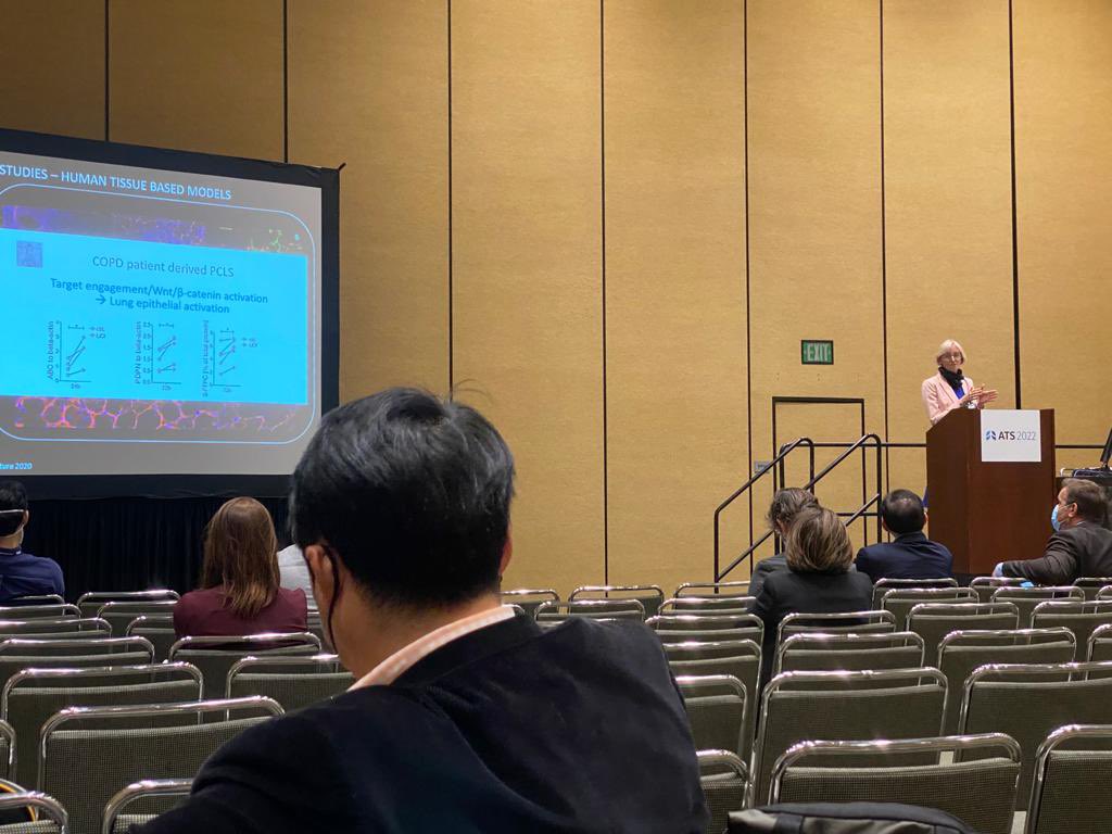 Mkg_Lehmann's tweet photo. A late but important tweet. Congratulations to my mentor @m_konigshoff for receiving the award for scientific accomplishments at #ATS2022. I cannot think of anyone more deserving than her. She is a great and generous scientist. https://t.co/SQLerO3Bnv