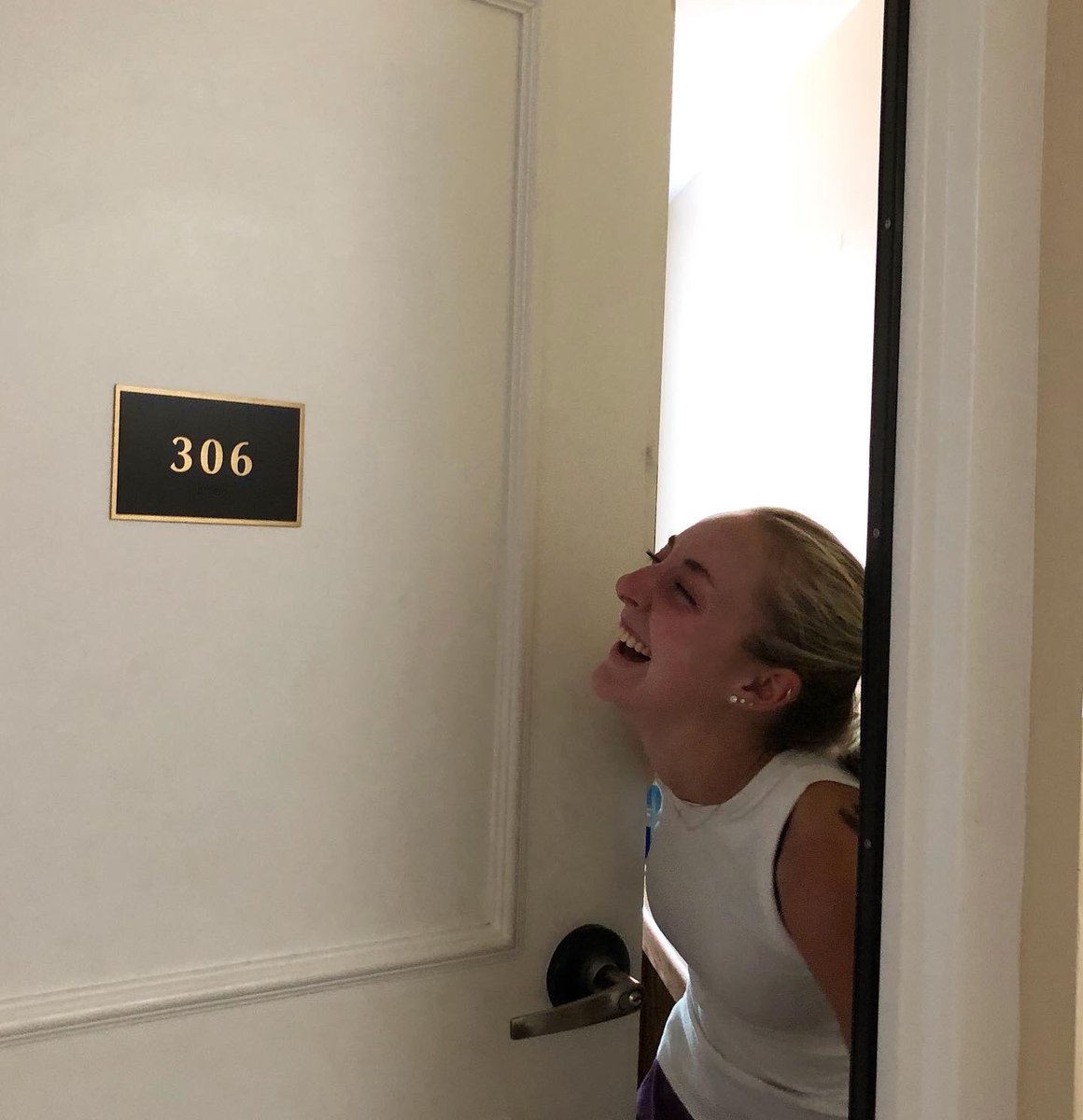 Erinnwith2Ns's tweet photo. That’s a wrap! 💜 Freshman Year ✅ Baby girl, proud is not even close! Every hurdle you took head on and conquered it with grace and strength! You took every opportunity and made it yours!💜 Now, let’s get summer started!#PellDorm #306 #GoVals @logankate18 @5centsNC @ConverseUniv https://t.co/i5DkRJhHJV