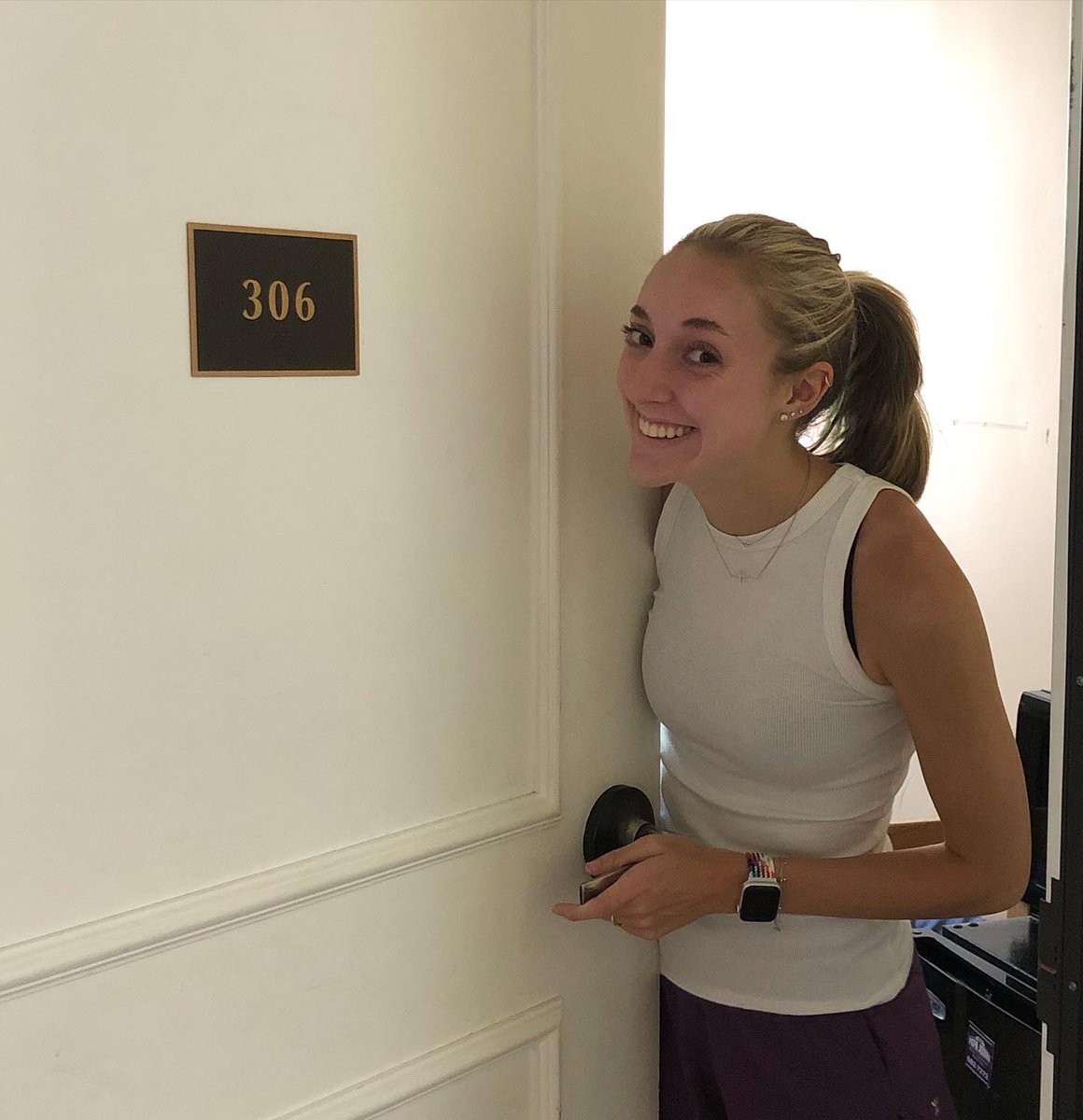 Erinnwith2Ns's tweet photo. That’s a wrap! 💜 Freshman Year ✅ Baby girl, proud is not even close! Every hurdle you took head on and conquered it with grace and strength! You took every opportunity and made it yours!💜 Now, let’s get summer started!#PellDorm #306 #GoVals @logankate18 @5centsNC @ConverseUniv https://t.co/i5DkRJhHJV