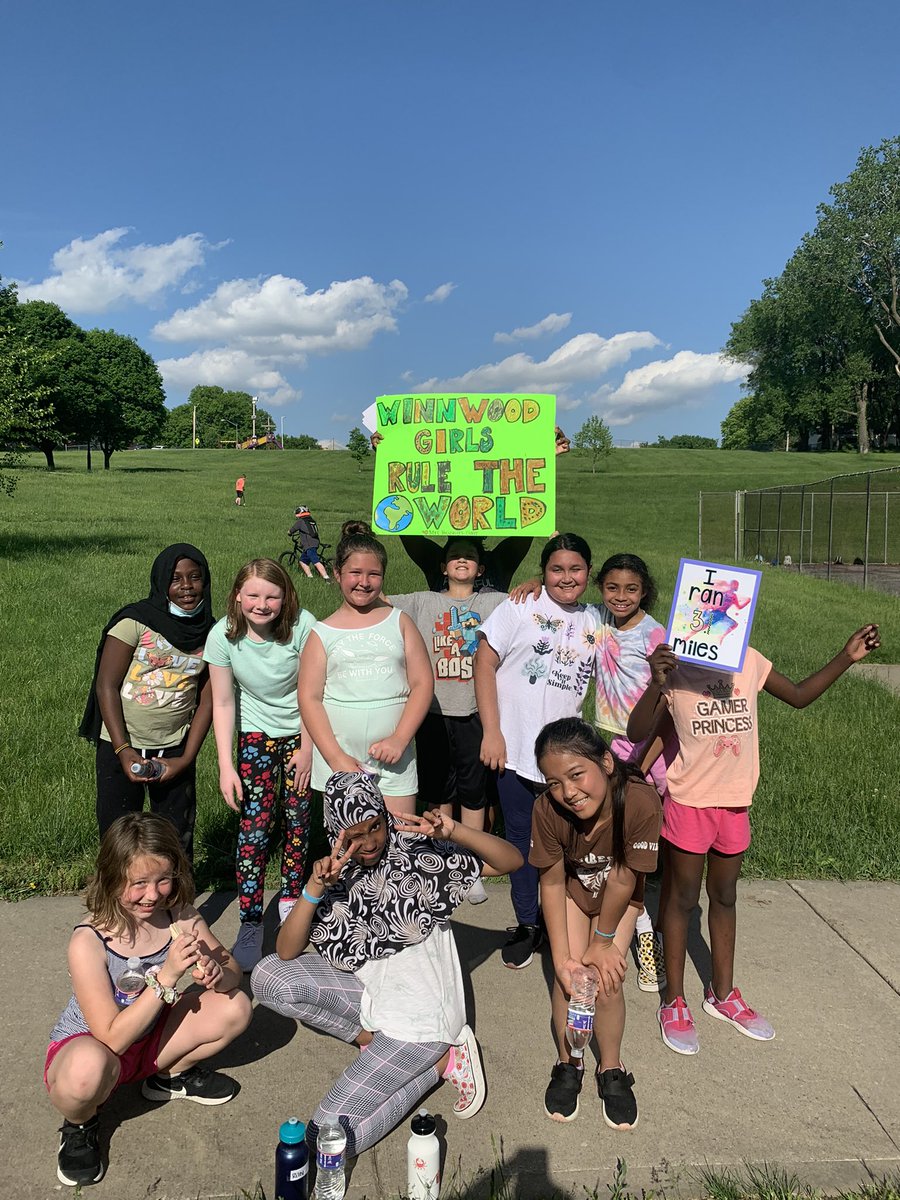 missthomas0's tweet photo. This time of year is always full of so many bittersweet moments. Today I chose to focus on the sweet. Is there anything sweeter than 10 girls who know their worth??? Feat. an extremely sweet fourth grade boy holding the sign ♥️♥️ @WinnwoodGOTR @WinnwoodRocks @leahmmcopeland https://t.co/zMGJGYDBxN